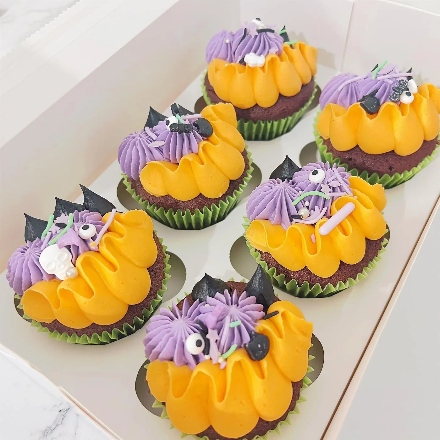 Custom cake design by Sarah Bakes Cakes - Gallery image 3