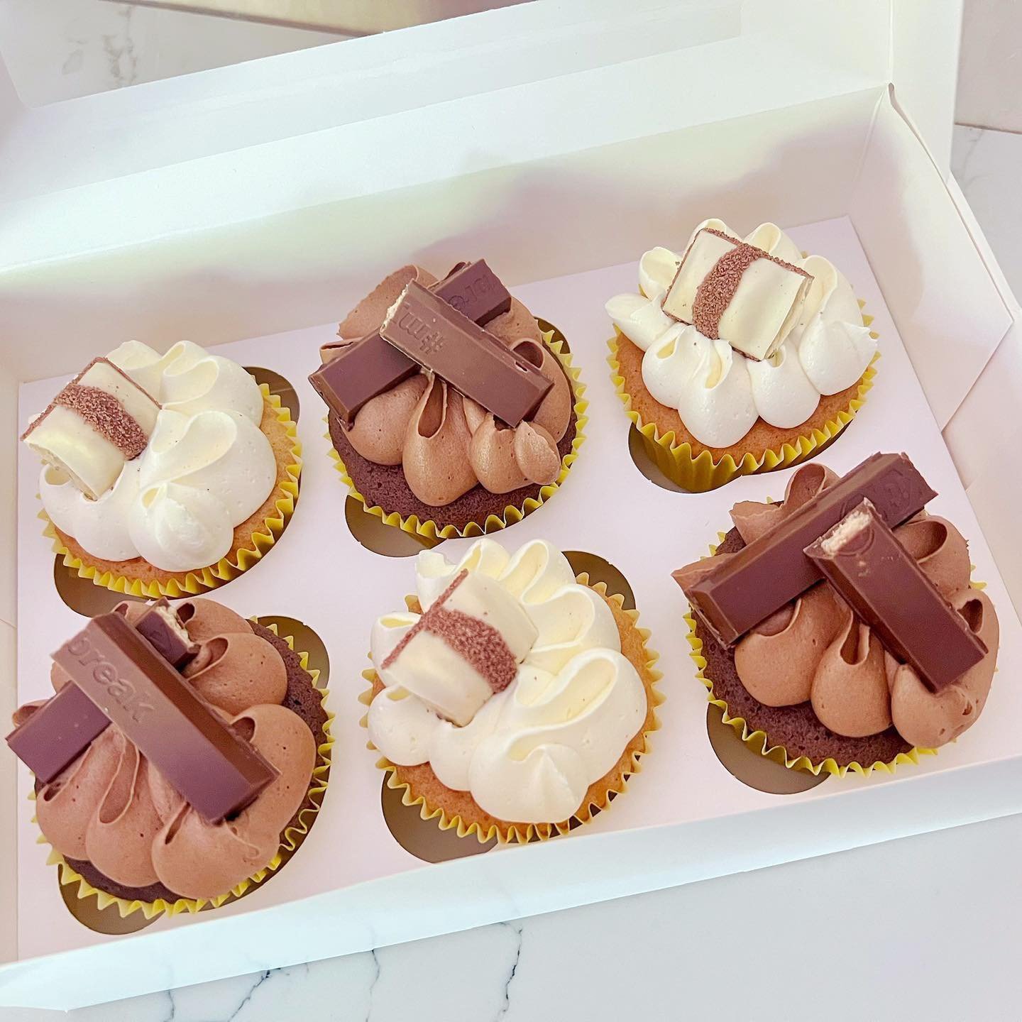 Cup Cake (Box of Six)
